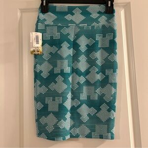 LuLaRoe White and Green Disney Cassie Pencil Skirt Mouse Ears Geometric Abstact
